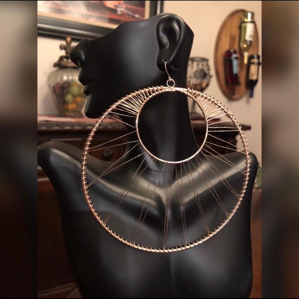 🆕 Extra Large Gold Tone Hoop Earrings